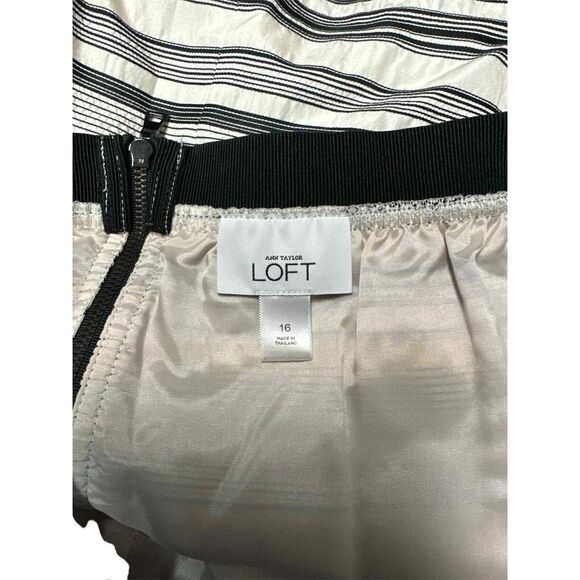 Loft White and Black Striped Cotton Silk Skirt and Cotton Size 16 - Picture 3 of 3